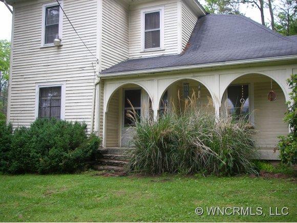 145 Shackford Street, Waynesville, NC 28786