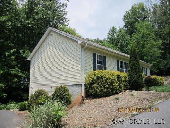 107&109 Jeanie Avenue, Black Mountain, NC 28711