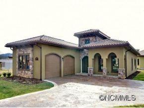 17 Ocaso Drive, Asheville, NC 28806