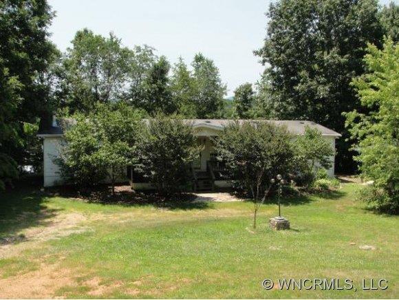 102 Spivey Mountain Rd, Asheville, NC 28806