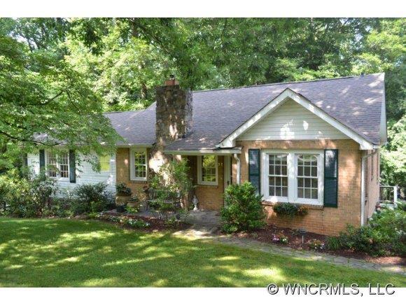 37 Auburn Road, Waynesville, NC 28786