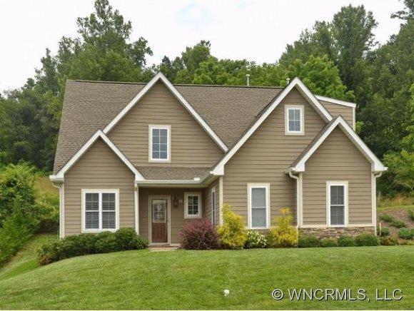 14 Halyn Ln., Arden, NC 28704