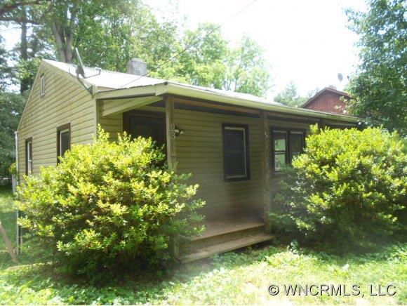 23 Carrier Street, Asheville, NC 28806