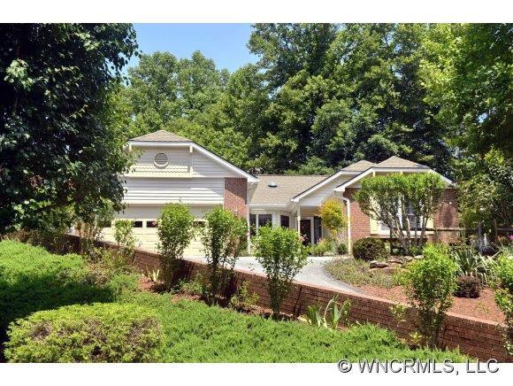 1730 Grassy Meadow Ct., Hendersonville, NC 28739