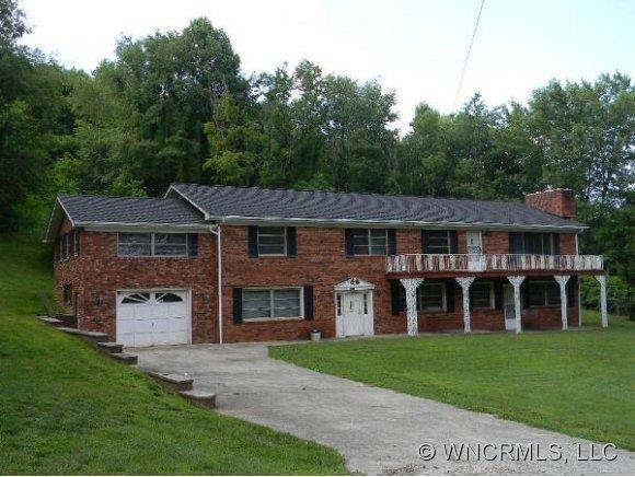250 Big Cove Road, Waynesville, NC 28786