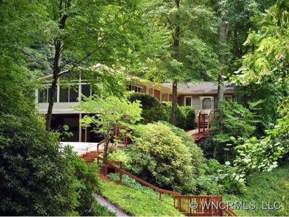 501 Oakwilde Drive, Hendersonville, NC 28791