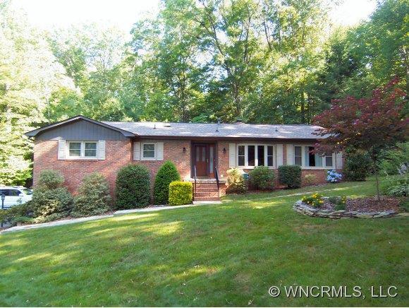 308 Colony Lane, Hendersonville, NC 28791