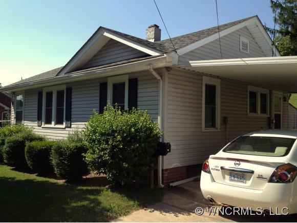 21 Orchard Street, Canton, NC 28716