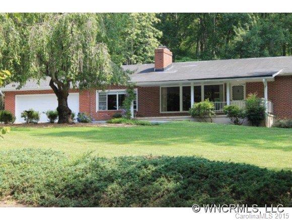 20 Dynasty Drive, Hendersonville, NC 28792