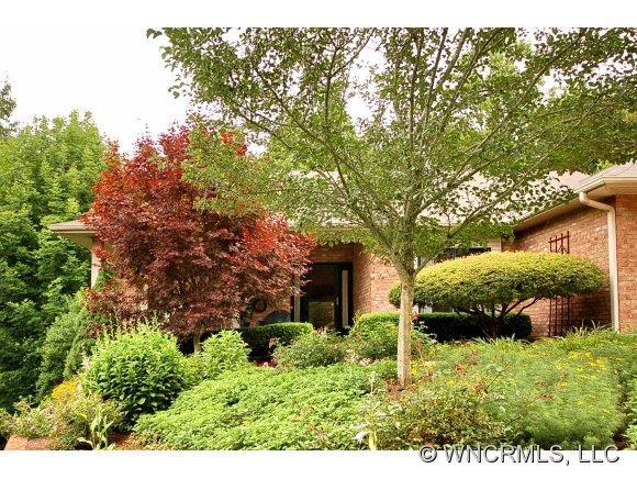 3017 Cove Loop Rd., Hendersonville, NC 28739