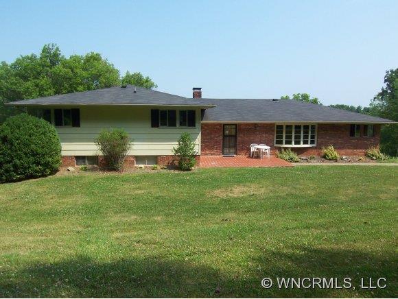 11 Lorena Drive, Asheville, NC 28806