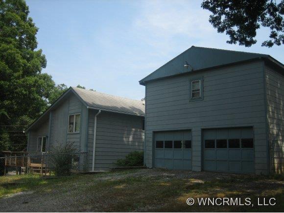 32 Park Lane Avenue, Asheville, NC 28806