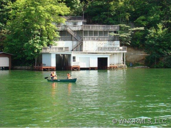 222 Ridge Rd., Lake Lure, NC 28746