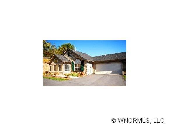 56 Mountain Meadow Circle, Weaverville, NC 28787