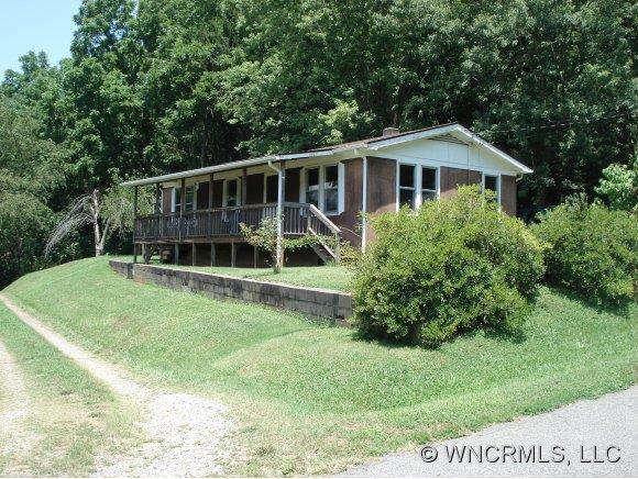 12 Powell St., Asheville, NC 28806