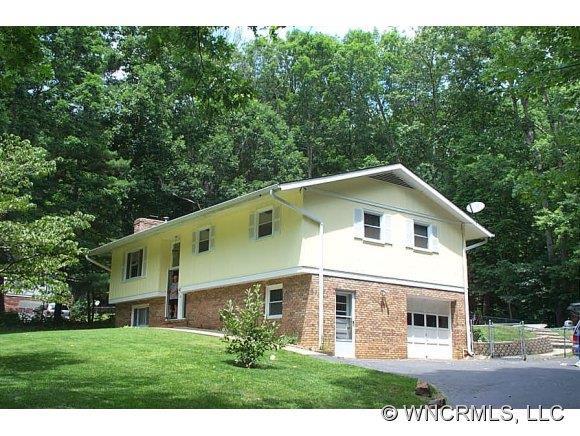 47 Pensacola Ave, Arden, NC 28704