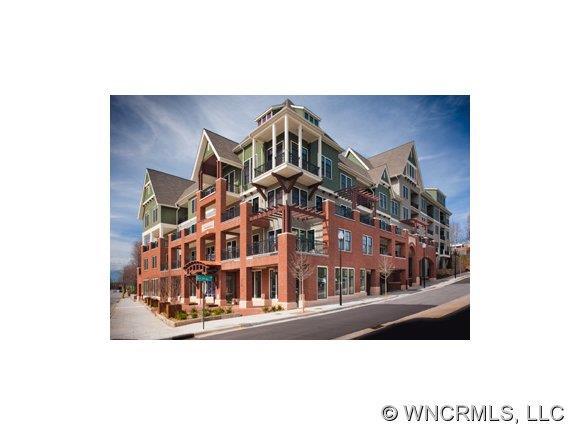190 Broadway #203, Asheville, NC 28801