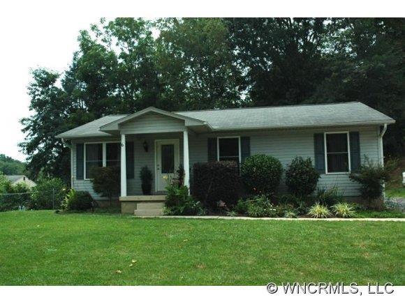 6 Fernwood Avenue, Asheville, NC 28806