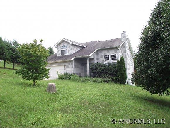 164 Kennedy Road, Weaverville, NC 28787