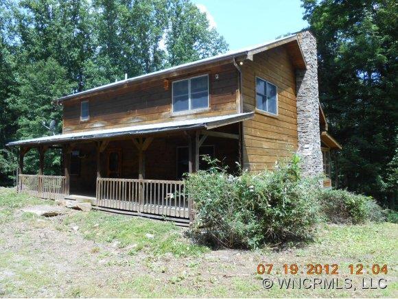 145 Gavin Glenn Rd, Weaverville, NC 28787