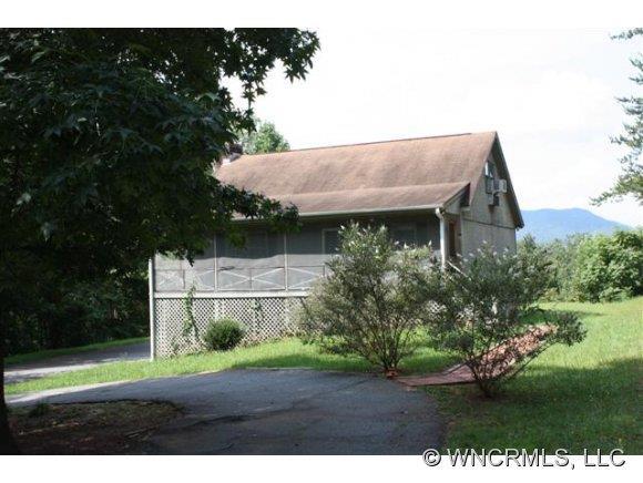 378 Hooker Road, Columbus, NC 28722