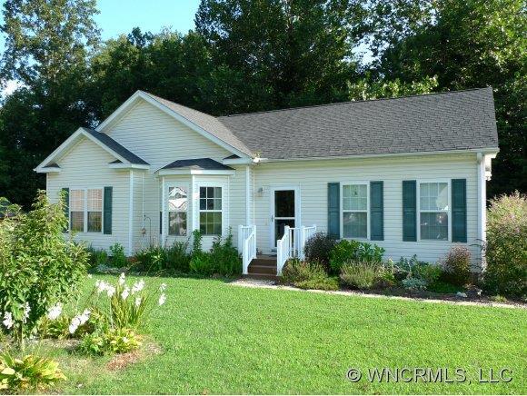 205 Zachs Place, Arden, NC 28704