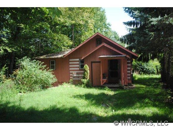 1304 Joe Carver Road, Waynesville, NC 28785