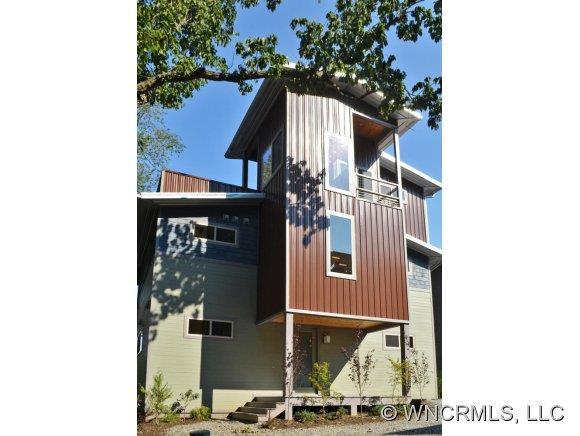 44 Sunrise Dr., Asheville, NC 28806