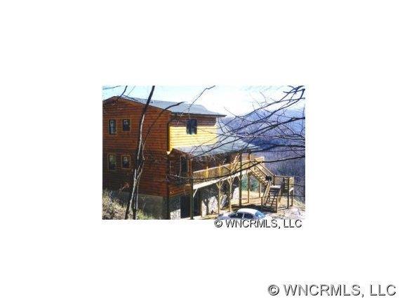 220 Ore Knob Rd, Hot Springs, NC 28743