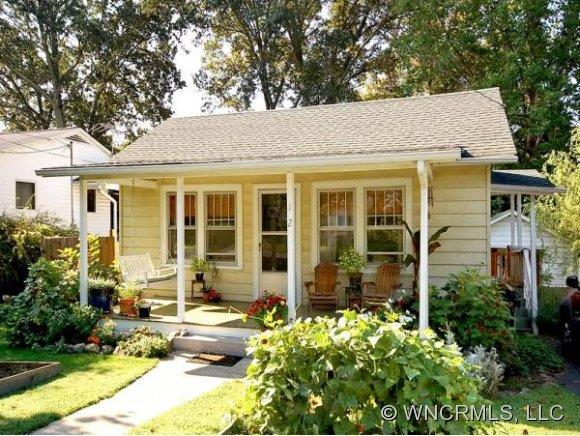 12 Sunset Drive, Weaverville, NC 28787