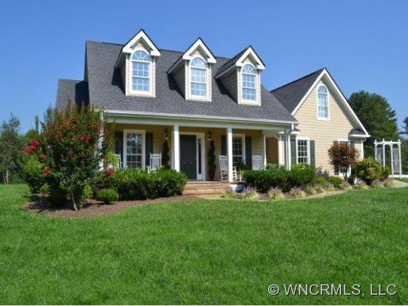 5 Westwind Drive, Hendersonville, NC 28791