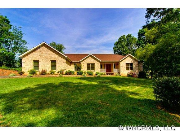 28 Ashleigh Grove Ln., Weaverville, NC 28787