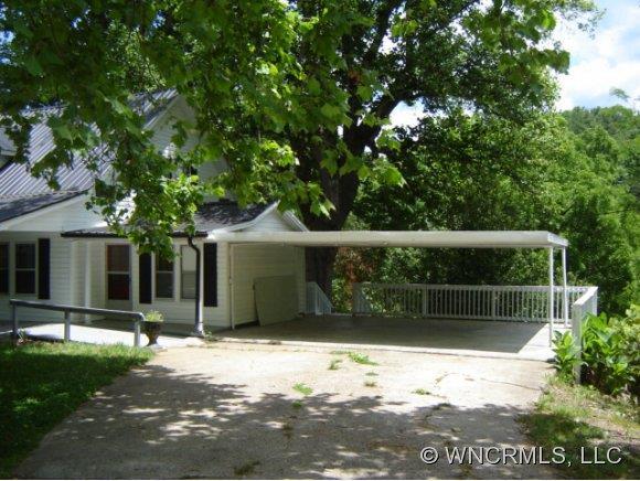 939 Old Mars Hill Hwy, Weaverville, NC 28787