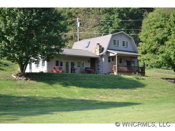 31 Lowe Drive, Waynesville, NC 28786