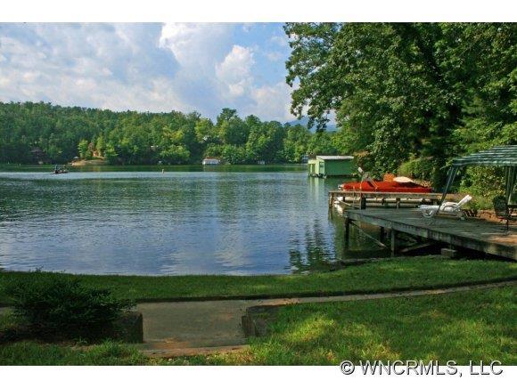 112 Neighborly Drive, Lake Lure, NC 28746