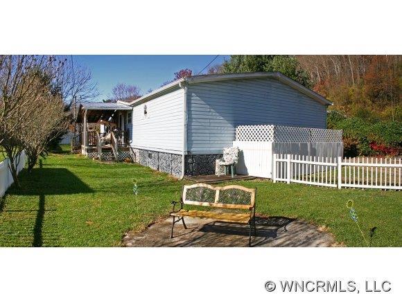 57 Second St., Waynesville, NC 28786