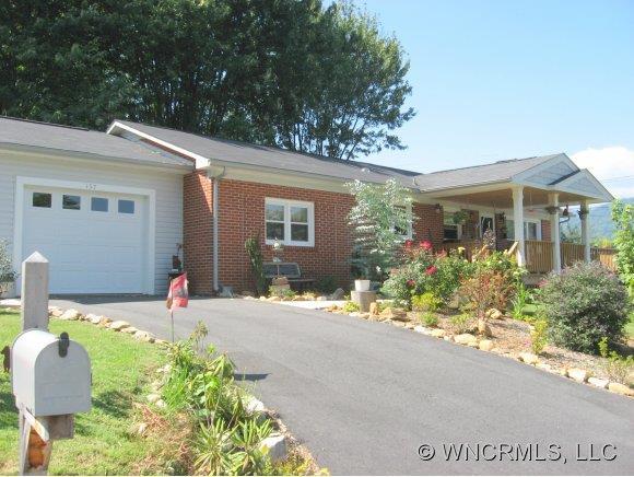 157 Meadow Street, Waynesville, NC 28786