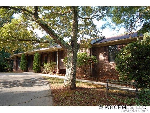 1 Claircastle Drive, Weaverville, NC 28787