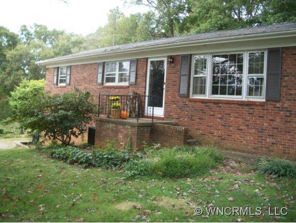 132 Dogwood Drive, Weaverville, NC 28787