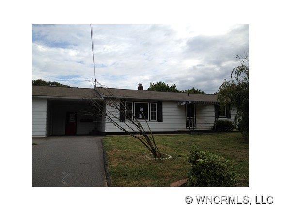 47 Astro Dr., Sylva, NC 28779