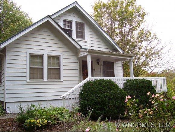 366 Piney Mtn Rd, Waynesville, NC 28786