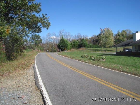 189 Locust Grove Rd., Weaverville, NC 28787