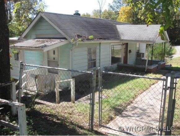 263 Cragmont Rd, Black Mountain, NC 28711