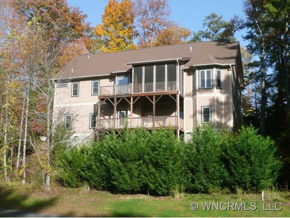 5 Meadowbrook Lane, Weaverville, NC 28787