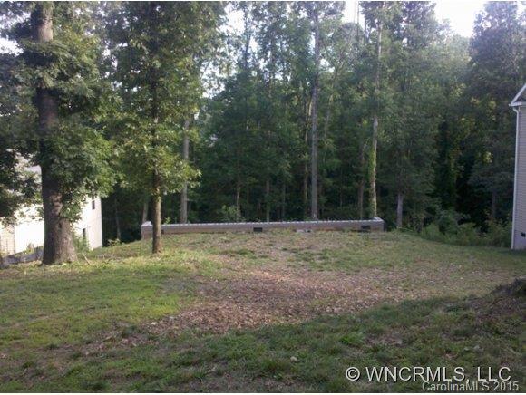 32 Forest Ridge Dr., Asheville, NC 28806