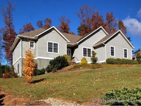 10 Fairway View Road, Weaverville, NC 28787