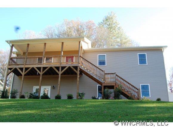 6 Shady Bluff Lane, Weaverville, NC 28787