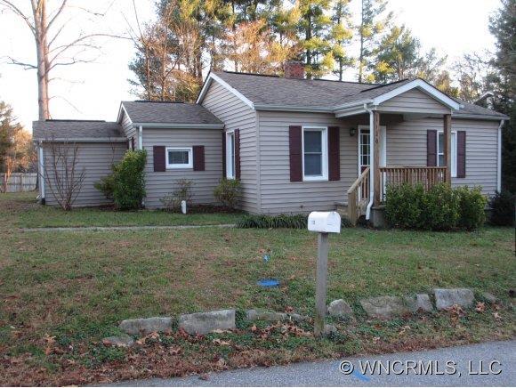 1120 Park Street, Hendersonville, NC 28739