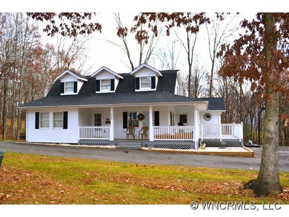 508 Beantown Road, Waynesville, NC 28785