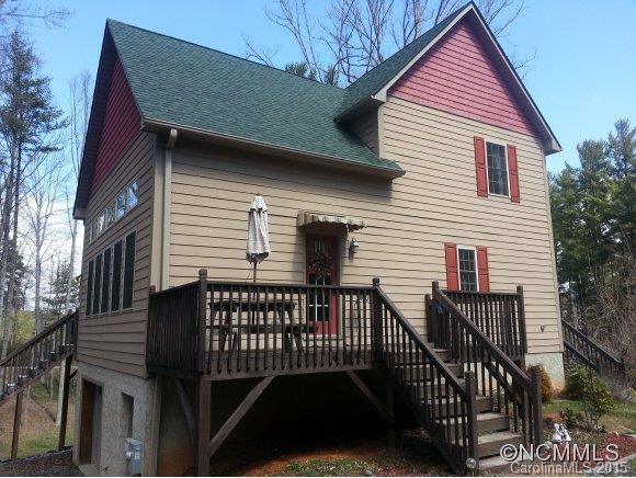 32 Hermitage Lane, Weaverville, NC 28787
